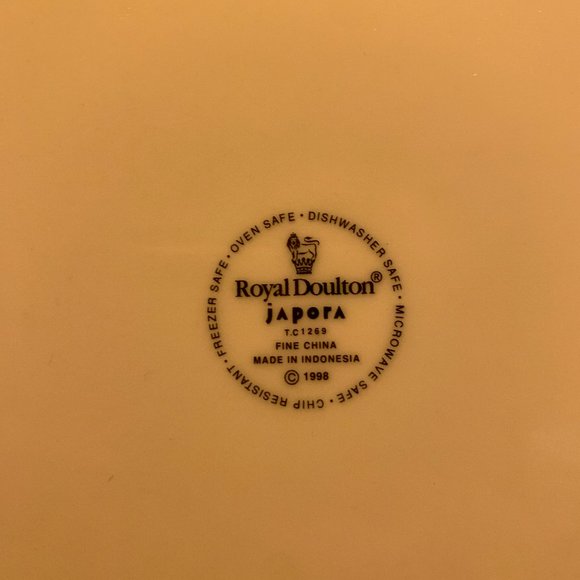 Dinner Plate Japora by ROYAL DOULTON - Picture 3 of 3